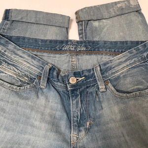Old Navy ultra blue light wash rolled crop jeans